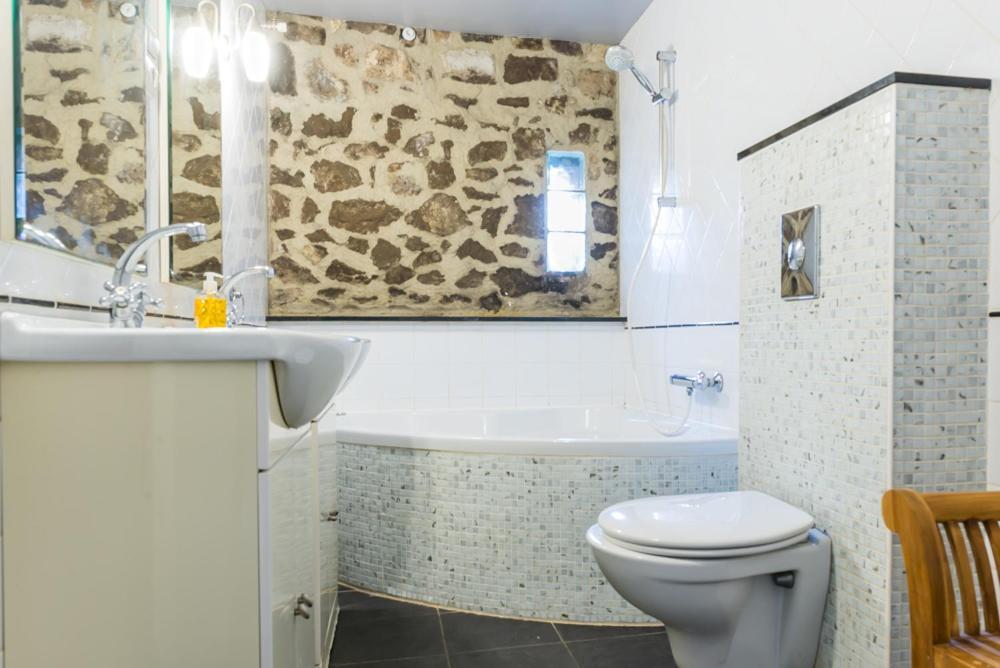 Hotel Berneau Екстер'єр фото