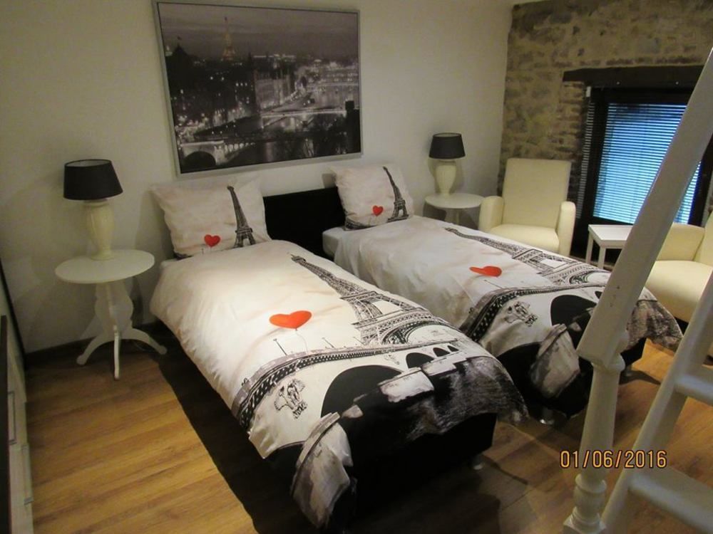 Hotel Berneau Екстер'єр фото