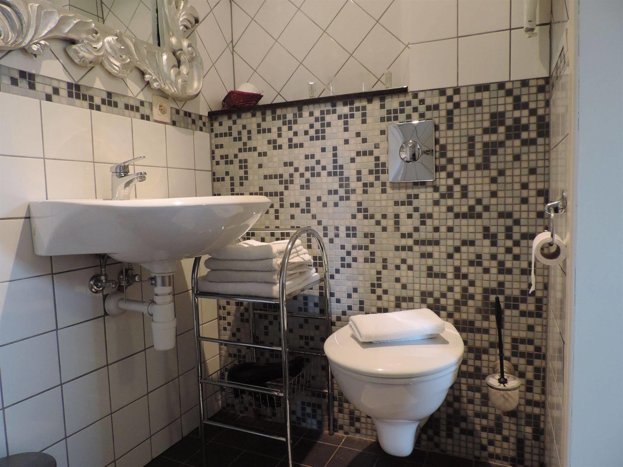 Hotel Berneau Екстер'єр фото