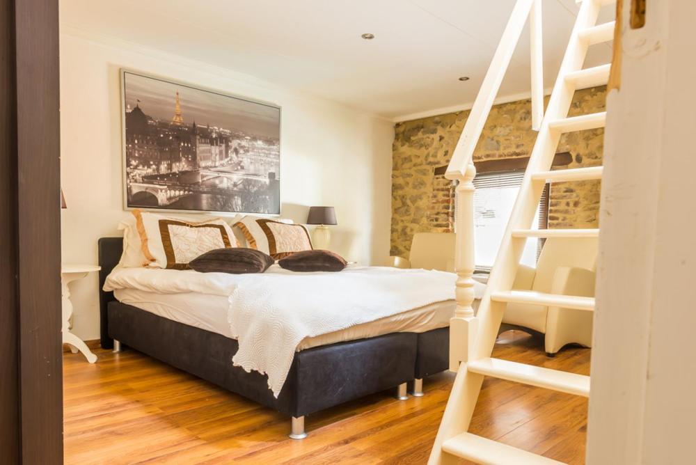 Hotel Berneau Екстер'єр фото
